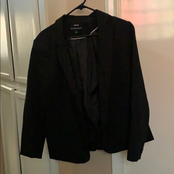 Blazer - Picture 1 of 1